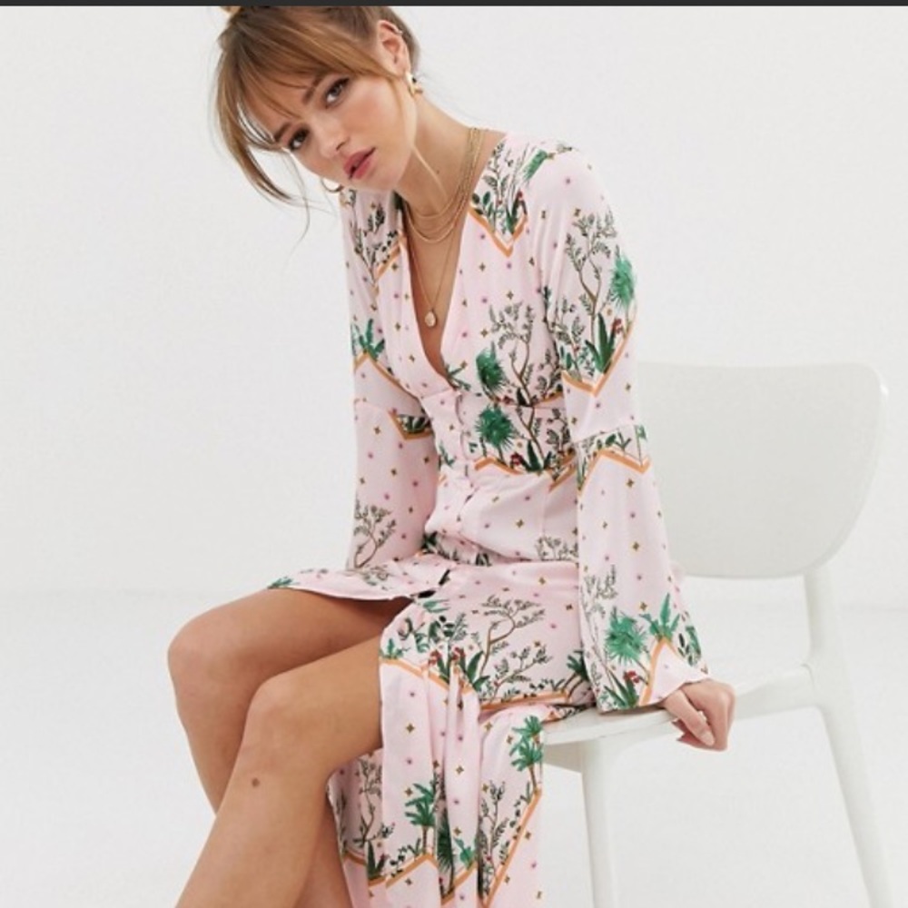 Island Print Maxi Dress